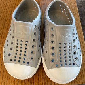 worn once toddler native shoes